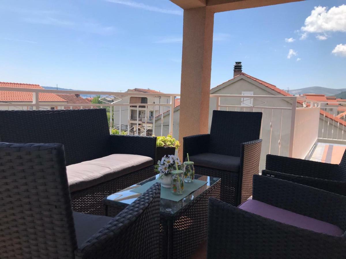 Apartment Aurora Kaštela Zewnętrze zdjęcie